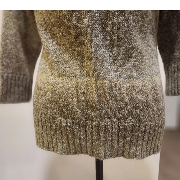 AGB pullover Cowl neck ombre sweater - Picture 5 of 7